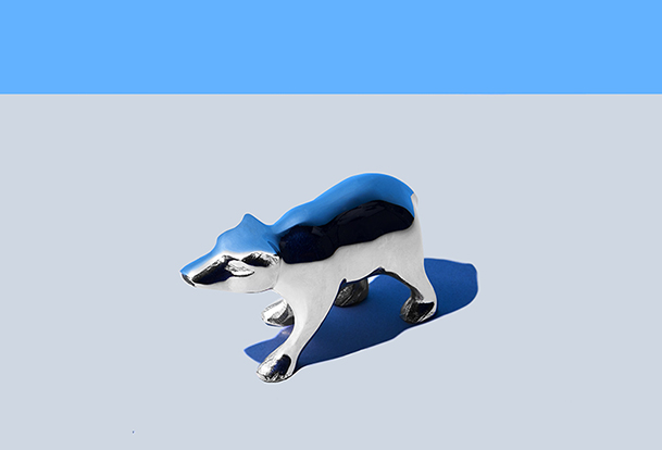 Figurine of a bear.